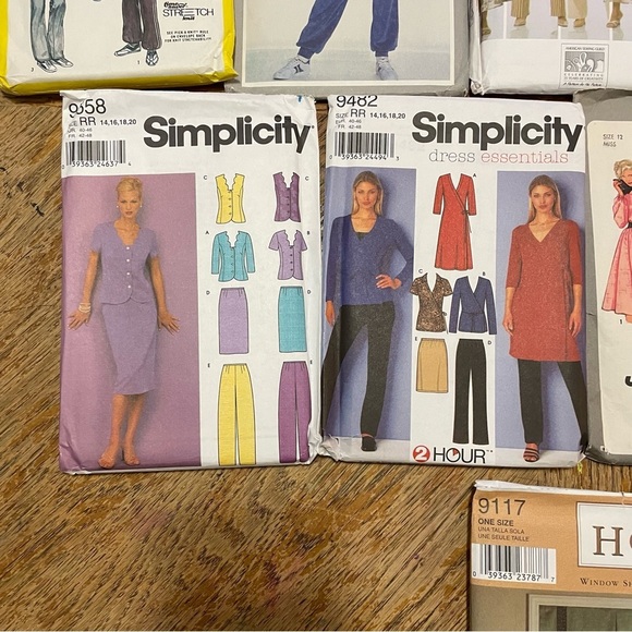 Lot Of 10 Vintage Sewing Patterns Simplicity And Simplicity Home - Picture 7 of 8